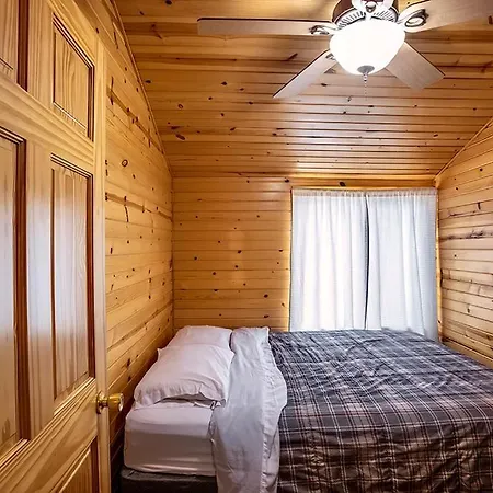 Big River Escape Riverside Cabins Buffalo City Exterior photo